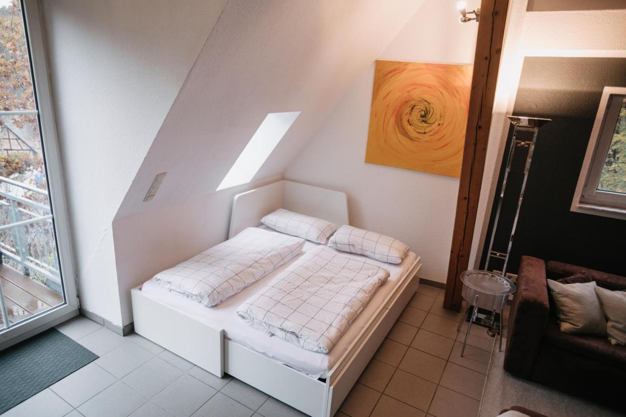 Eigenes Maisonettehaus In Idyllischer Lage Mit Balkon, Nahe Messe, 24H Self-Check In, Gratis Parken Швабах Экстерьер фото
